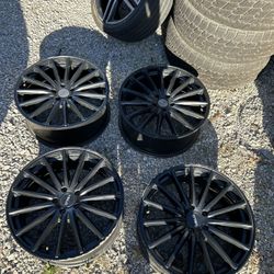 Helo Racing Wheel 5x114.3 18x9