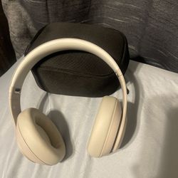 Beats Studio Pro Headphones 