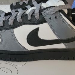 Authentic NIKE Custom Dunks Size 9 Men s Las Vegas Raiders Colors for Sale in North Las Vegas NV OfferUp