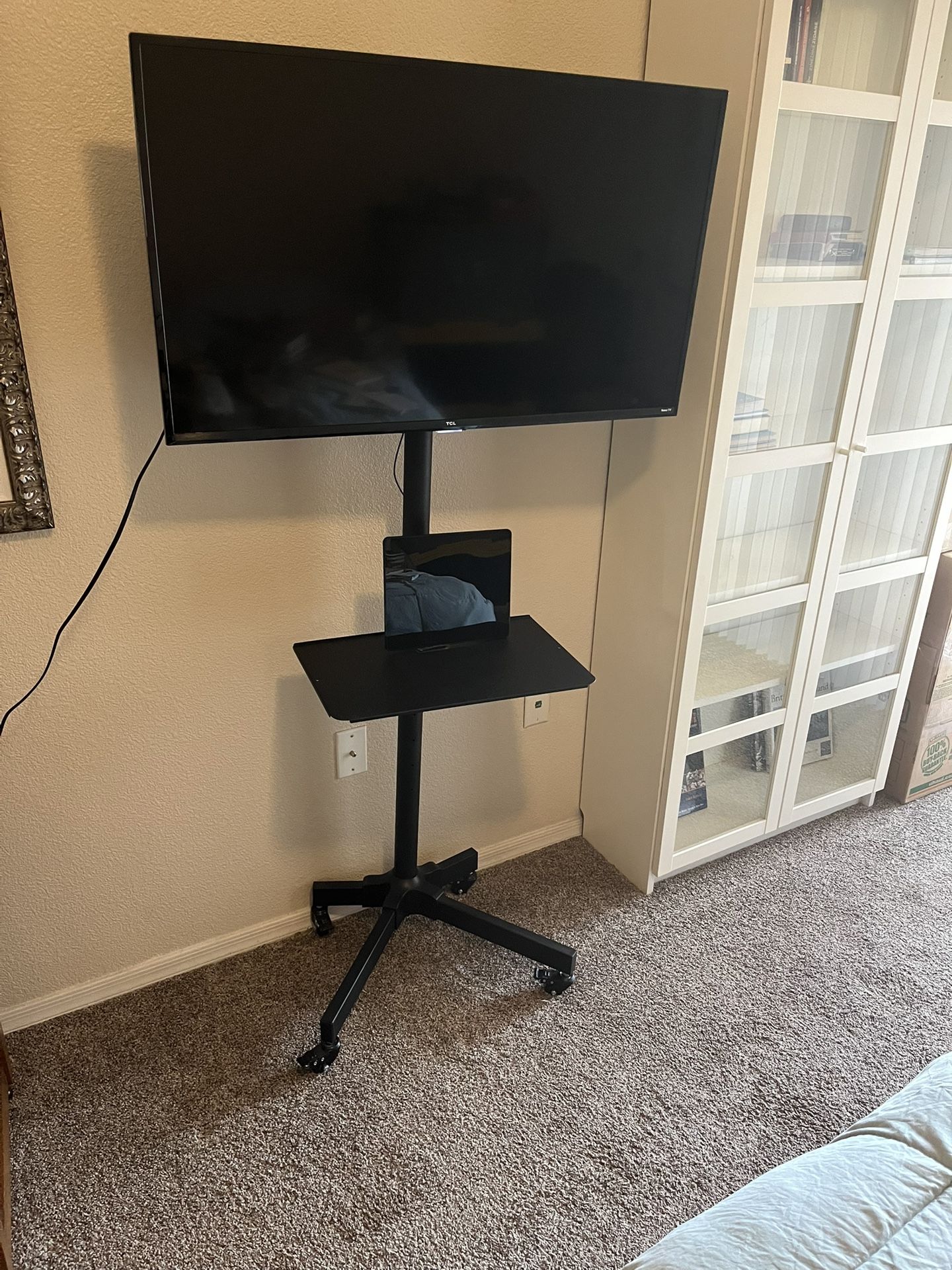 40” TCL ROKU Television On Stand w/ High Definition Antenna For Local Channels