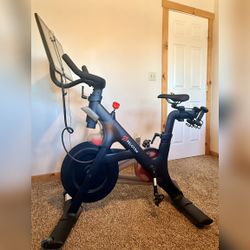 Peloton Bike with RB1VO Screen - Excellent - Columbus, MT