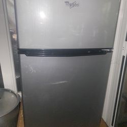Whirlpool Mini Fridge