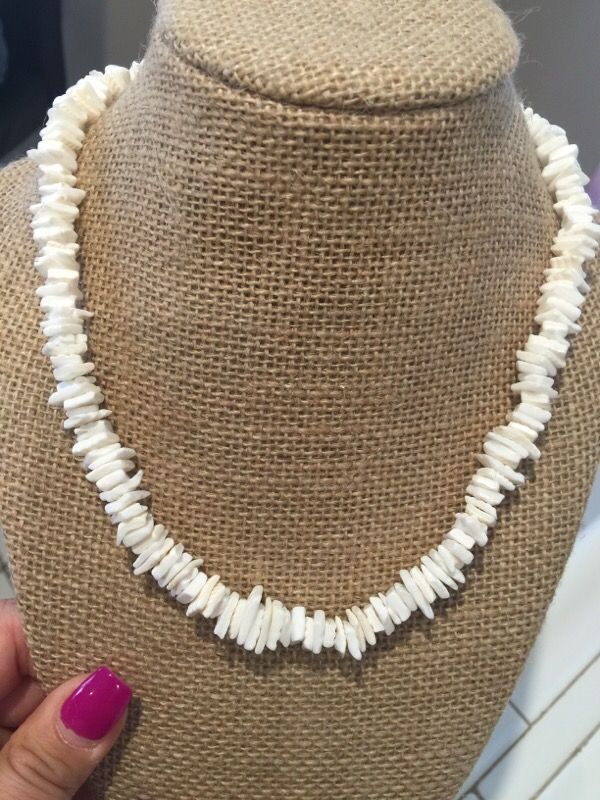 White collar $5