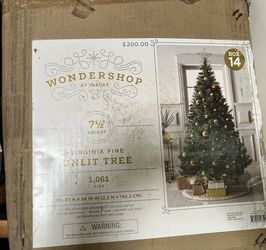 7.5 Ft Artificial Christmas Tree With Stand