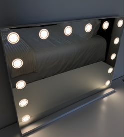Vanity Mirror with Lights, 32" x 24" Light up Mirror with 14 Dimmable LED Lights, 3 Color Modes