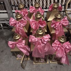 Gold With Pink Bow lantern centerpieces