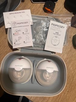 Momcozy m5