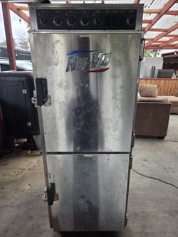 Nu-Vu SMOKE13 Commercial Smoker Oven - Single-Phase, Plugs Into Standard 220V