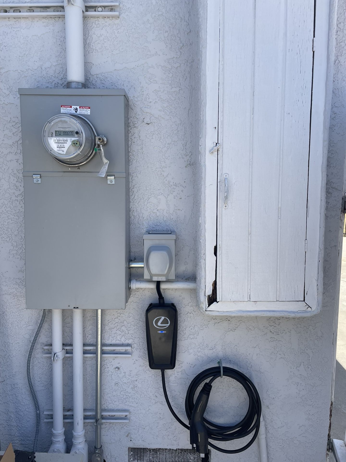 Nema 1450 OUTLET TESLA WALL CONNECTOR CAR CHARGER