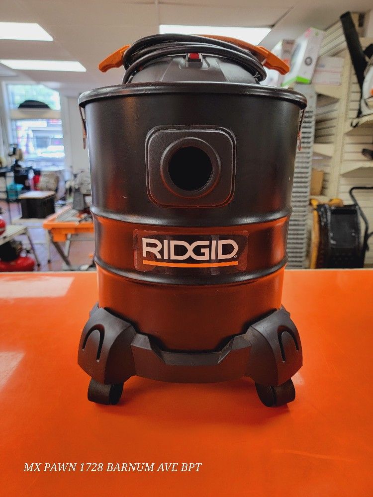Ridgid 5 Gal Ash Vac DV05000