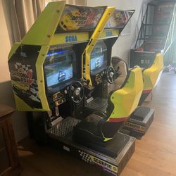 Daytona 2 Arcade Games