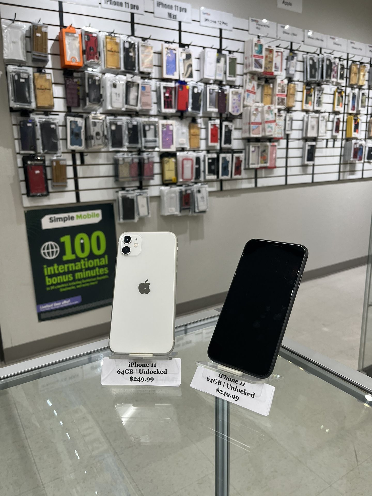 iPhone 11 | 64GB | Unlocked