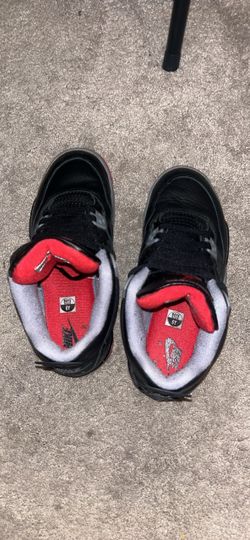 Air jordan 4 “bred reimagined” black and red SIZE 6y
