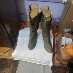 Wide Suede-like Boots