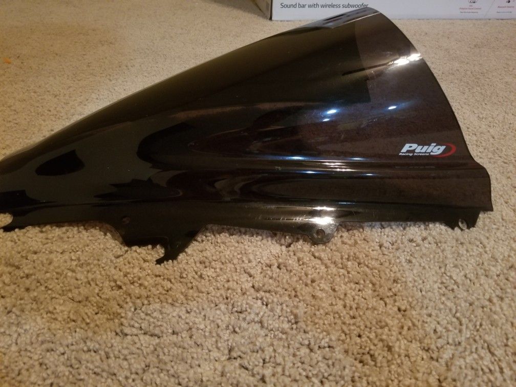 2009-2012 Triumph Daytona 675 Puig racing tinted windscreen
