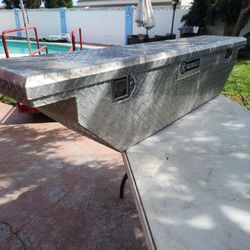 Aluminum KOBALT TOOL BOX MIDSIZE TRUCK 63"X14"X13" USED GOOD CONDITION