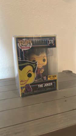 Funko Pop The Joker #370 Hot Topic Exclusive