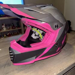 LS2 Gate Launch Matte Silver Gray Pink Helmet