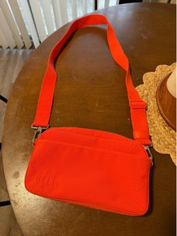 Beis The crossbody bag (color: flame)