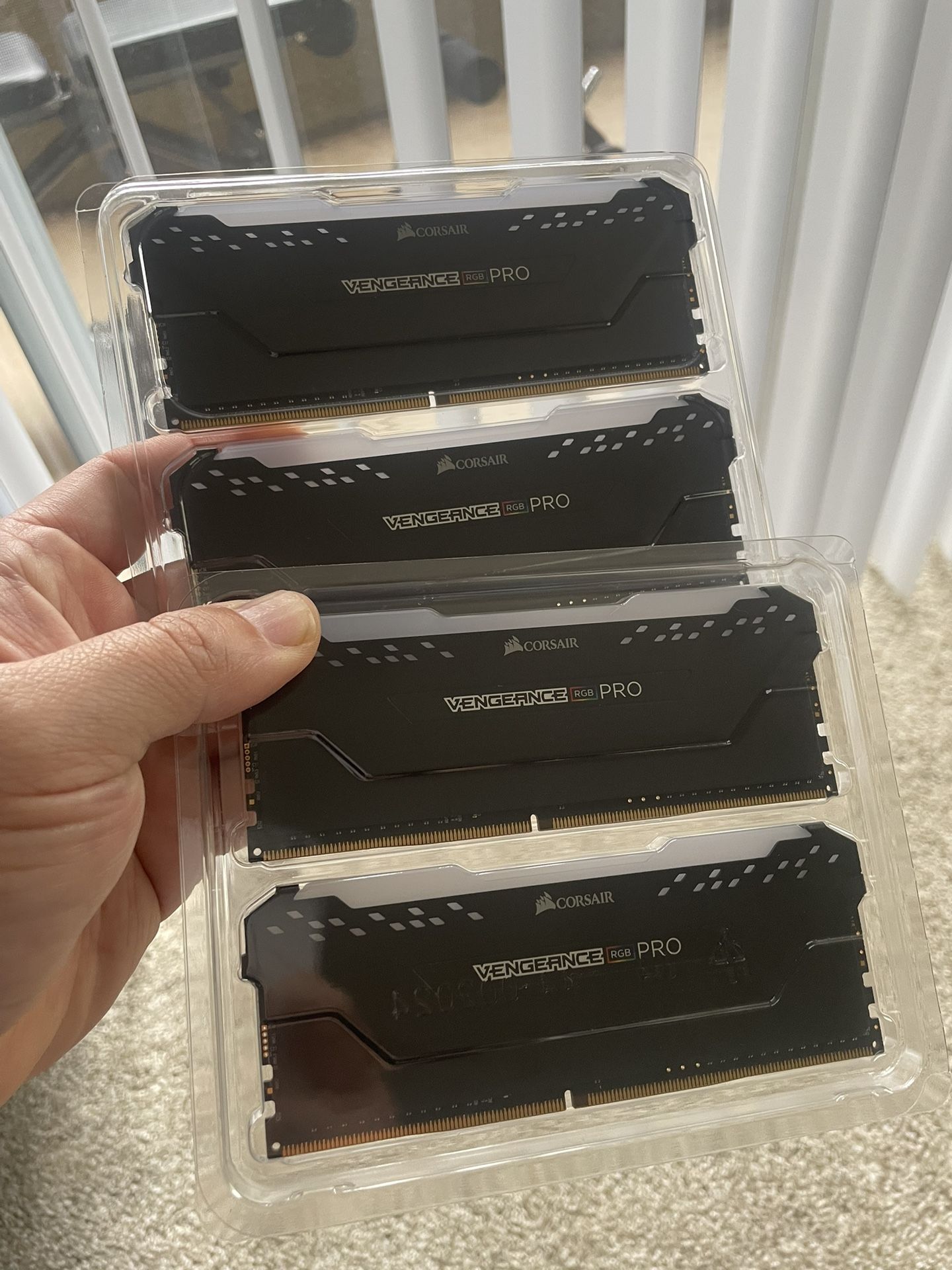 32 GB DDR4 Corsair Memory Vengeance 4000mhz
