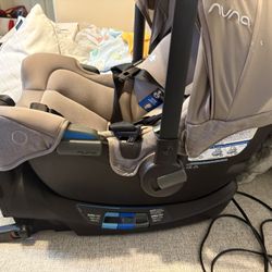 Nuna Car Seat And base 