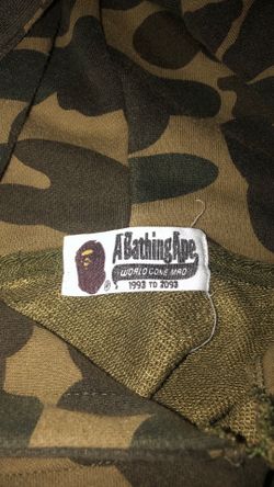 A bathing ape small Camo pull up hoodie