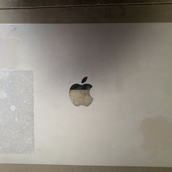 13.6-inch Apple 2022 Midnight MacBook Air Laptop with M2 chip *READ DESCRIPTION PLEASE* 