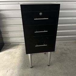 Salon Cabinet With Key