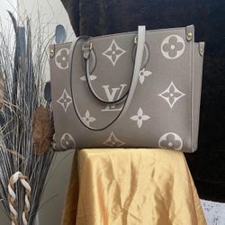 Lv On The Go Bag 