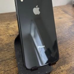 Iphone XR, ***unlocked)**