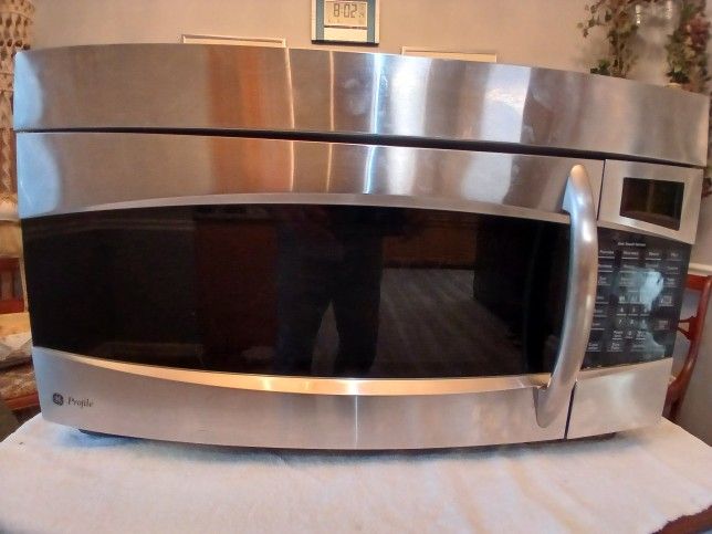 Microwave Oven