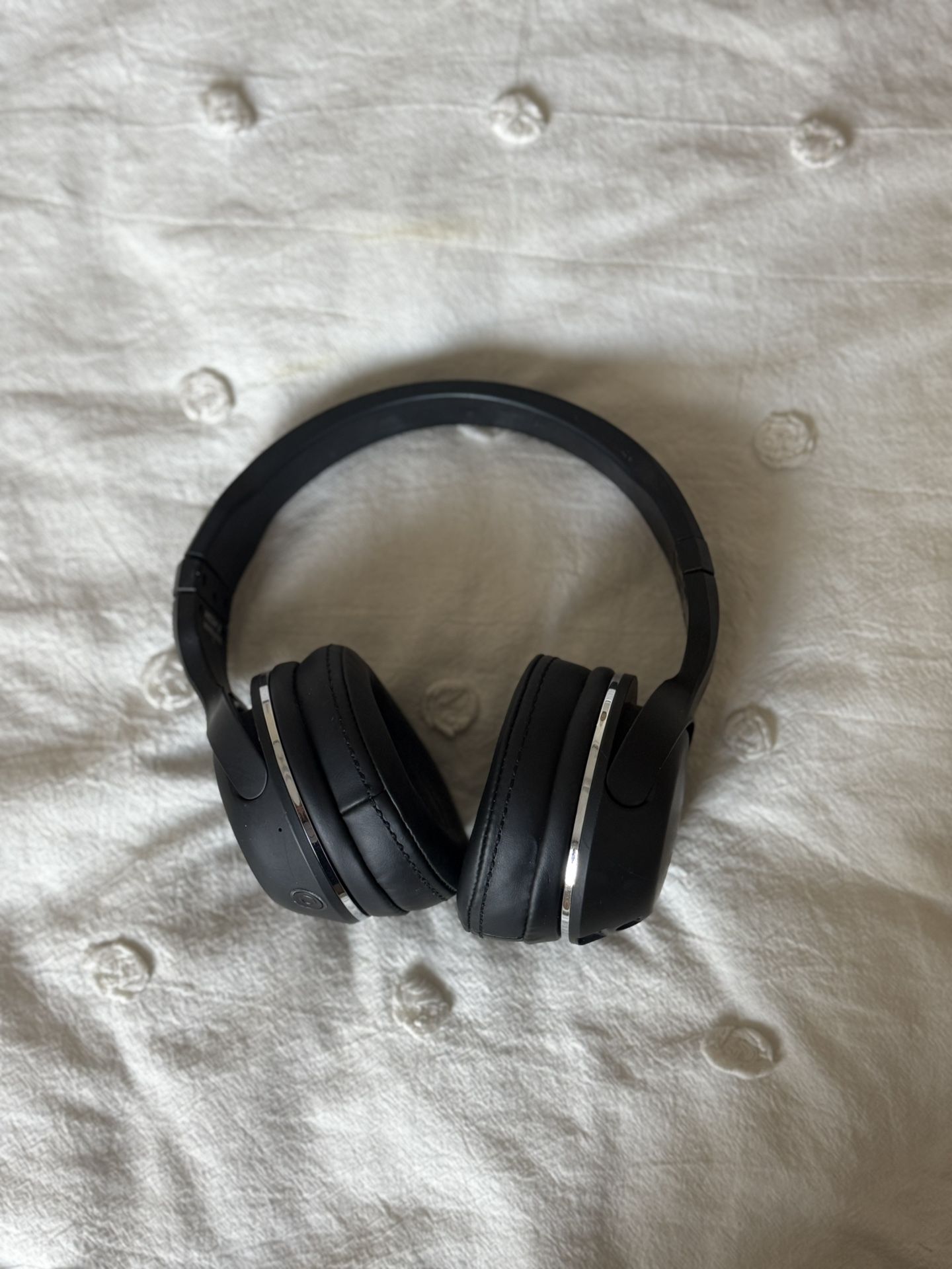 SkullCandy Bluetooth Headphones