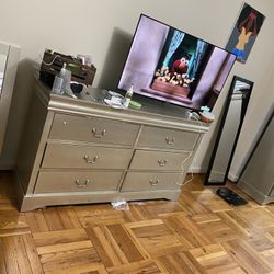 Chest & Tall Dresser 