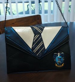 Harry Potter Ravenclaw Clutch/Cain Strap purse