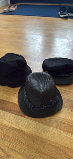 Women’s teens hats