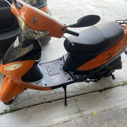 2015 Orange Sports Y2821 Scooter Bike