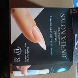 Flawless salon gel nail extension