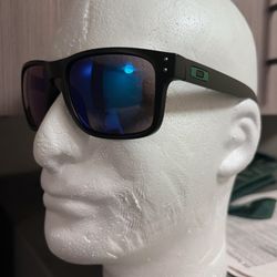 Oakley Holbrook Style Sunglasses $20