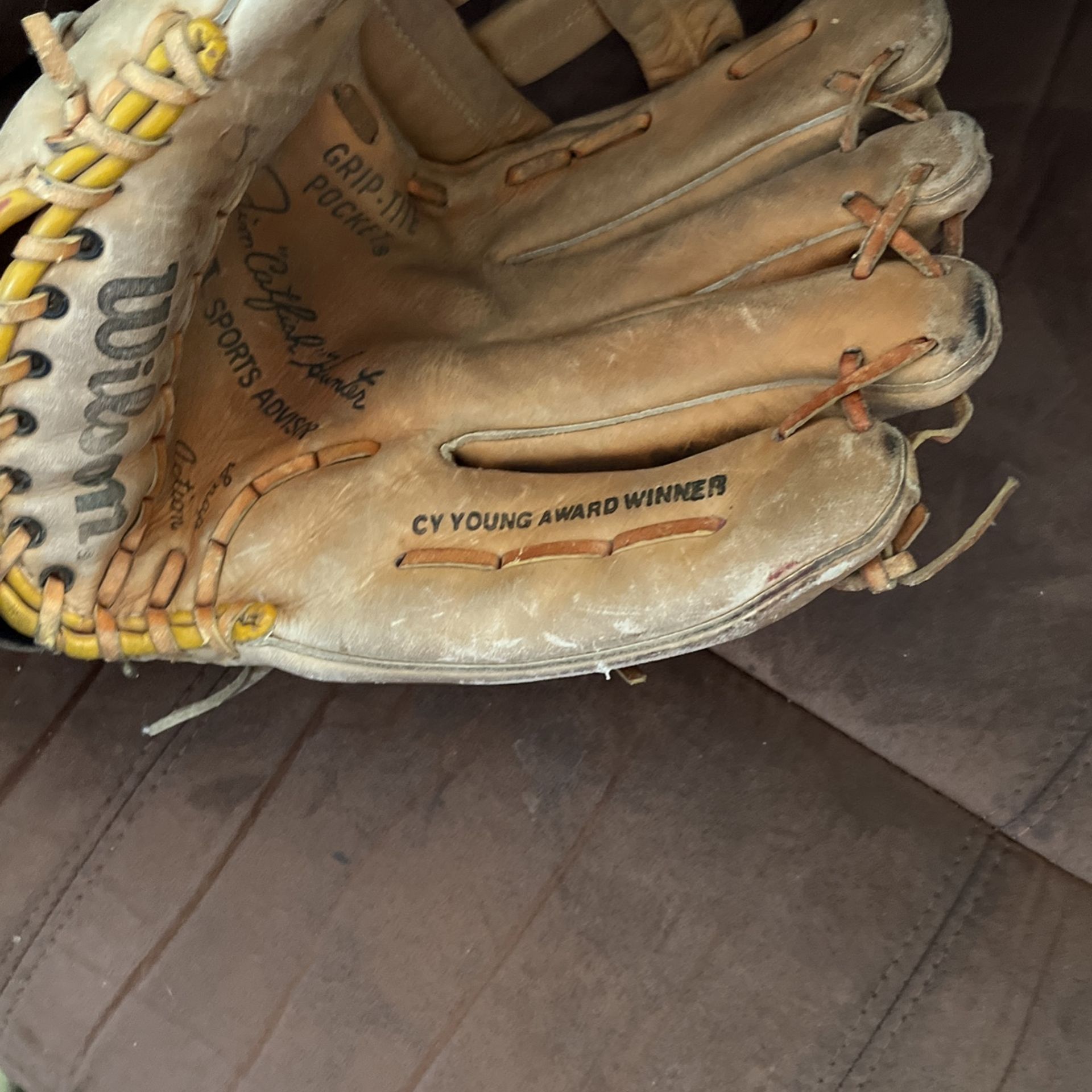 Vintage Baseball Glove Wilson