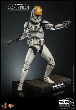 Hot Toys Attack Of The Clones Clone Pilot