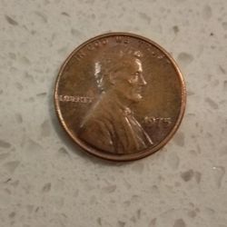 1975  No Mint Mark Lincoln Wheat Penny And Many More