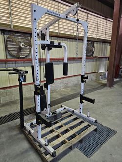 For just ONLY $350 Body-Solid Multi-Station Home Gym Rack. Homestead. Delivery fee

Sturdy steel Body-Solid home gym system in white and black.
 This 
