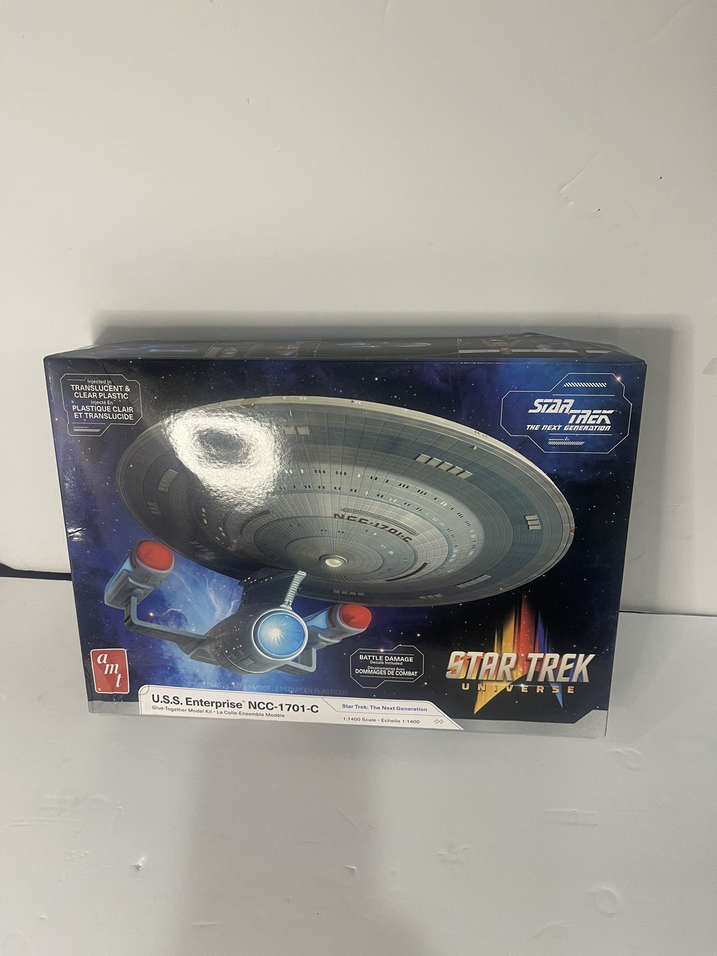 AMT 1332M Star Trek U.S.S. Enterprise NCC-1701-C 1/1400