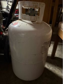 Empty propane larger tank