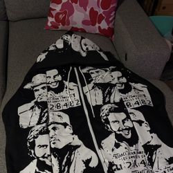 Oreo and monochrome Asaali