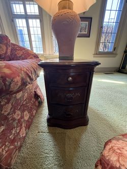 Drexel Heritage 3 Drawer Serpentine End Table / Nightstand