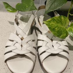 Naturlizer N5 COMFORT white Low Heel 