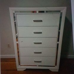 Chest Of Drawers For Sale With Free Delivery And Cash On Delivery 