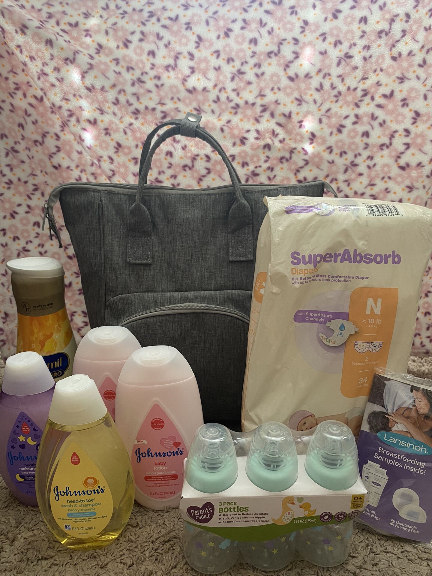 Baby Stuff - Baby Lotion, Baby wash and shampoo, Baby bottles, Enfamil Formula and Newborn Diapers + Diaper bag