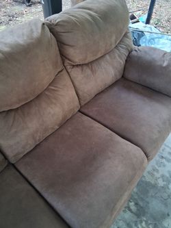 Swade couch $50